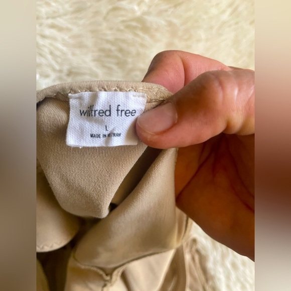 Aritzia Wilfred Bodysuit - Picture 2 of 2